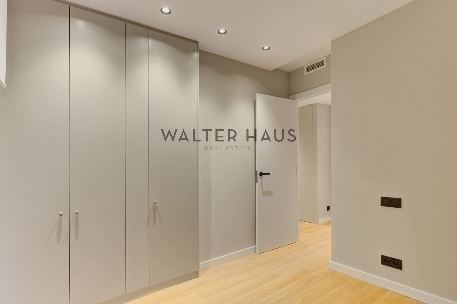 3 makuuhuone Asunto myytävänä paikassa Barcelona kaupunki - 995 000 € (Ref: 9448446)