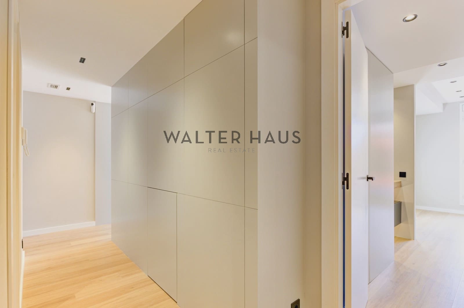 3 makuuhuone Asunto myytävänä paikassa Barcelona kaupunki - 995 000 € (Ref: 9448446)