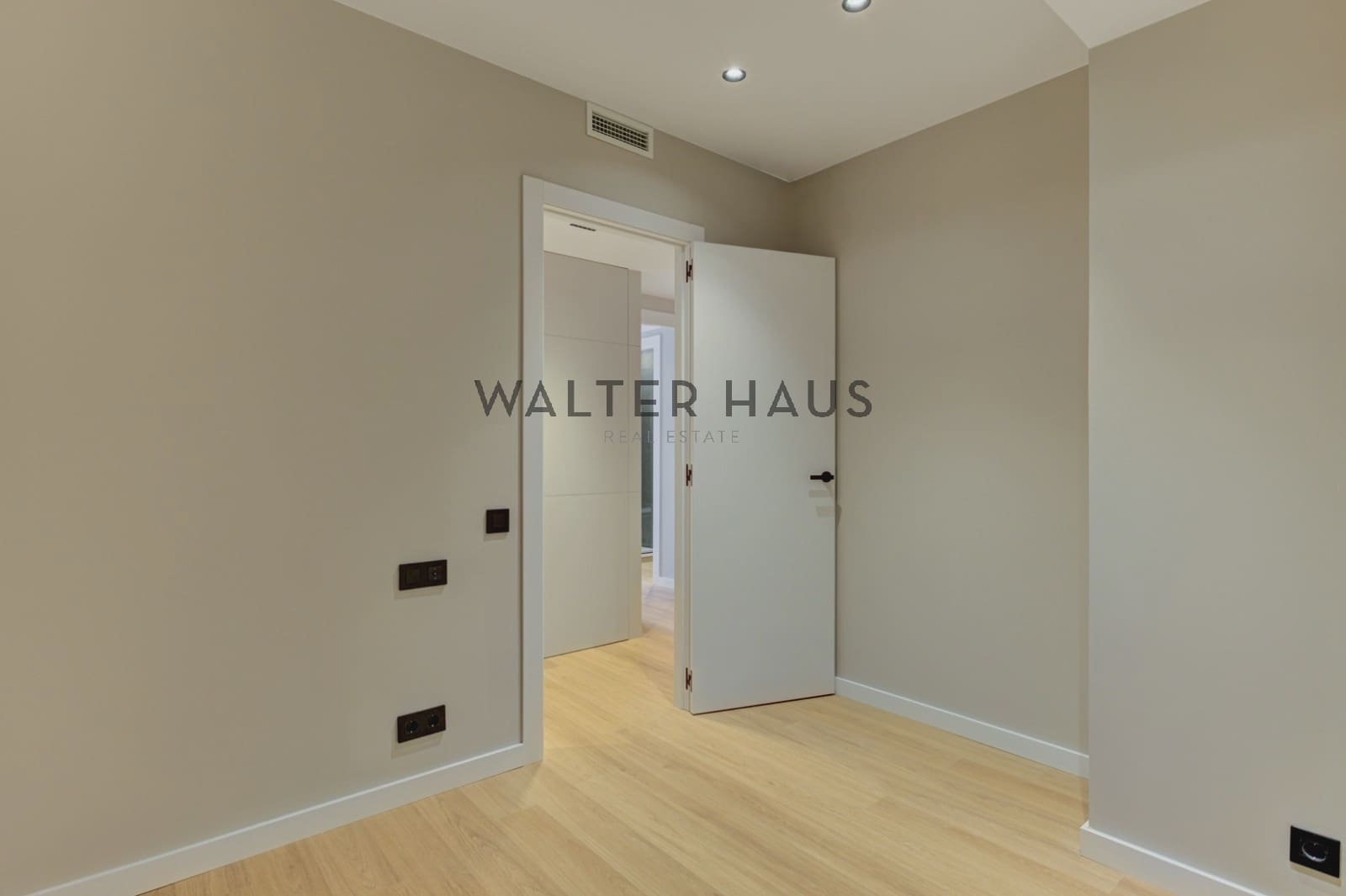 3 makuuhuone Asunto myytävänä paikassa Barcelona kaupunki - 995 000 € (Ref: 9448446)