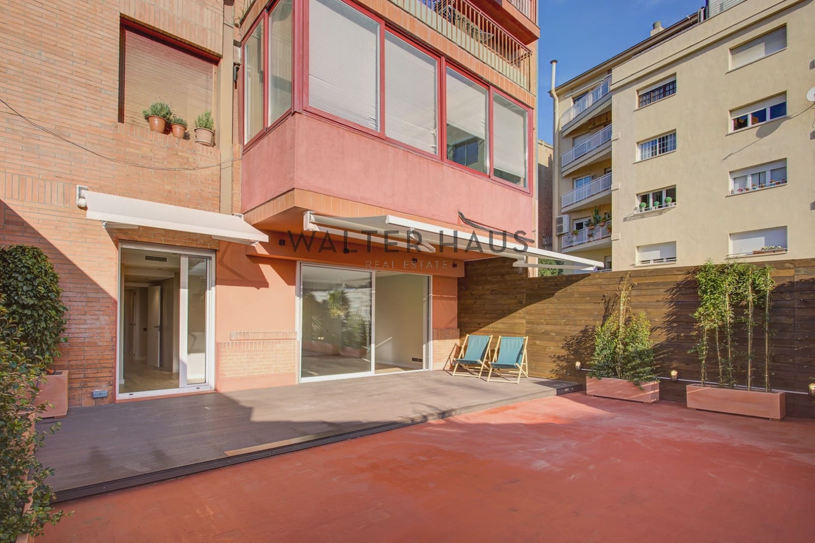 3 bedroom Flat for sale in Barcelona city - € 995,000 (Ref: 9448446)