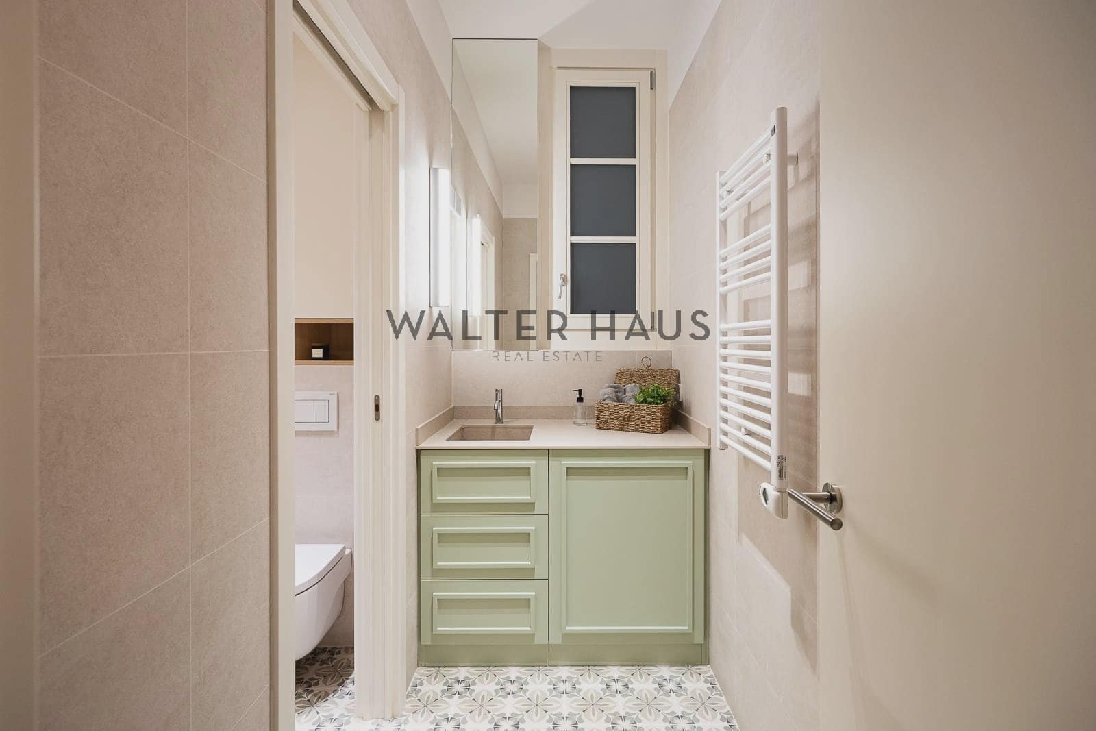 2 bedroom Flat for sale in Barcelona city - € 795,000 (Ref: 9449873)