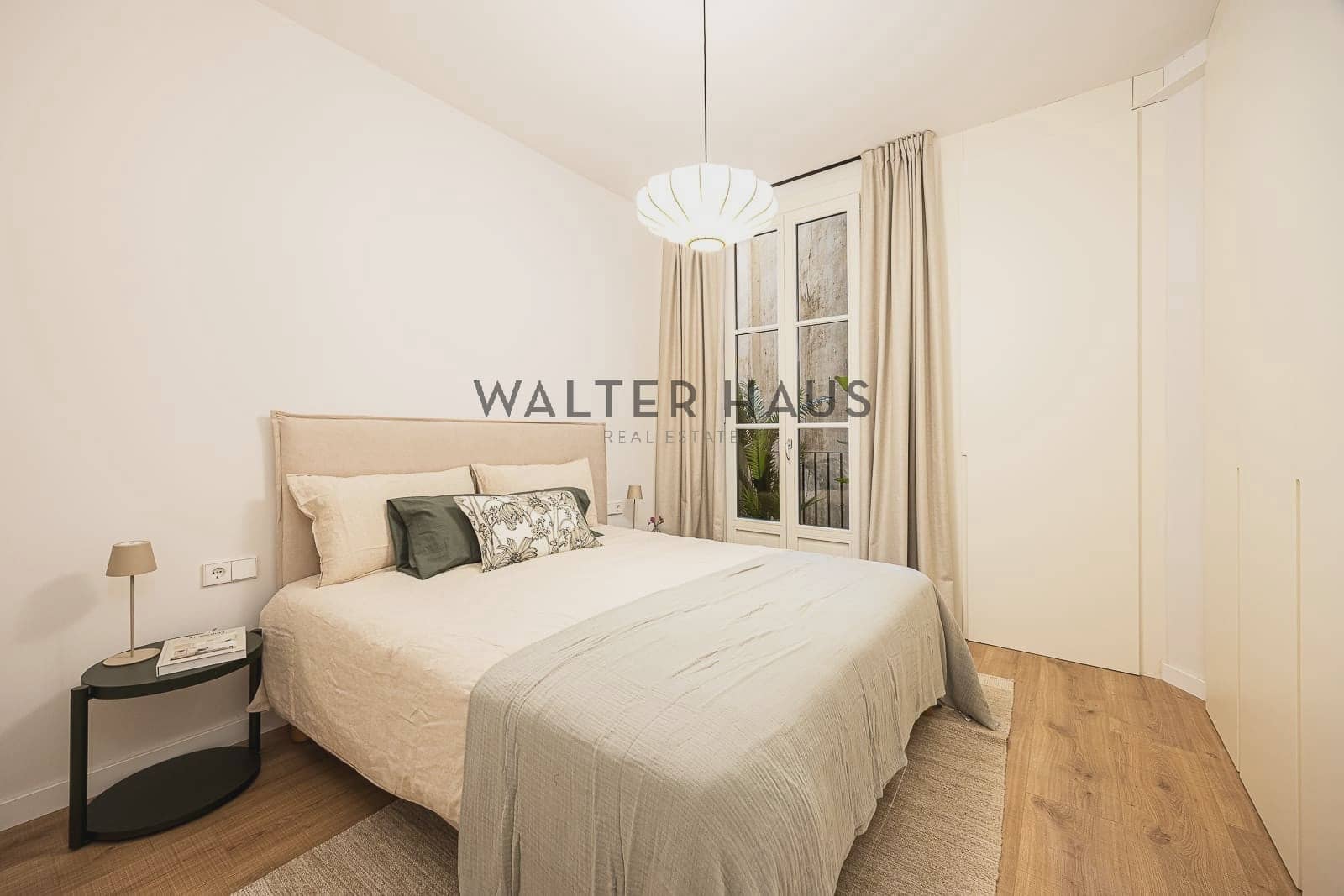 2 bedroom Flat for sale in Barcelona city - € 795,000 (Ref: 9449873)