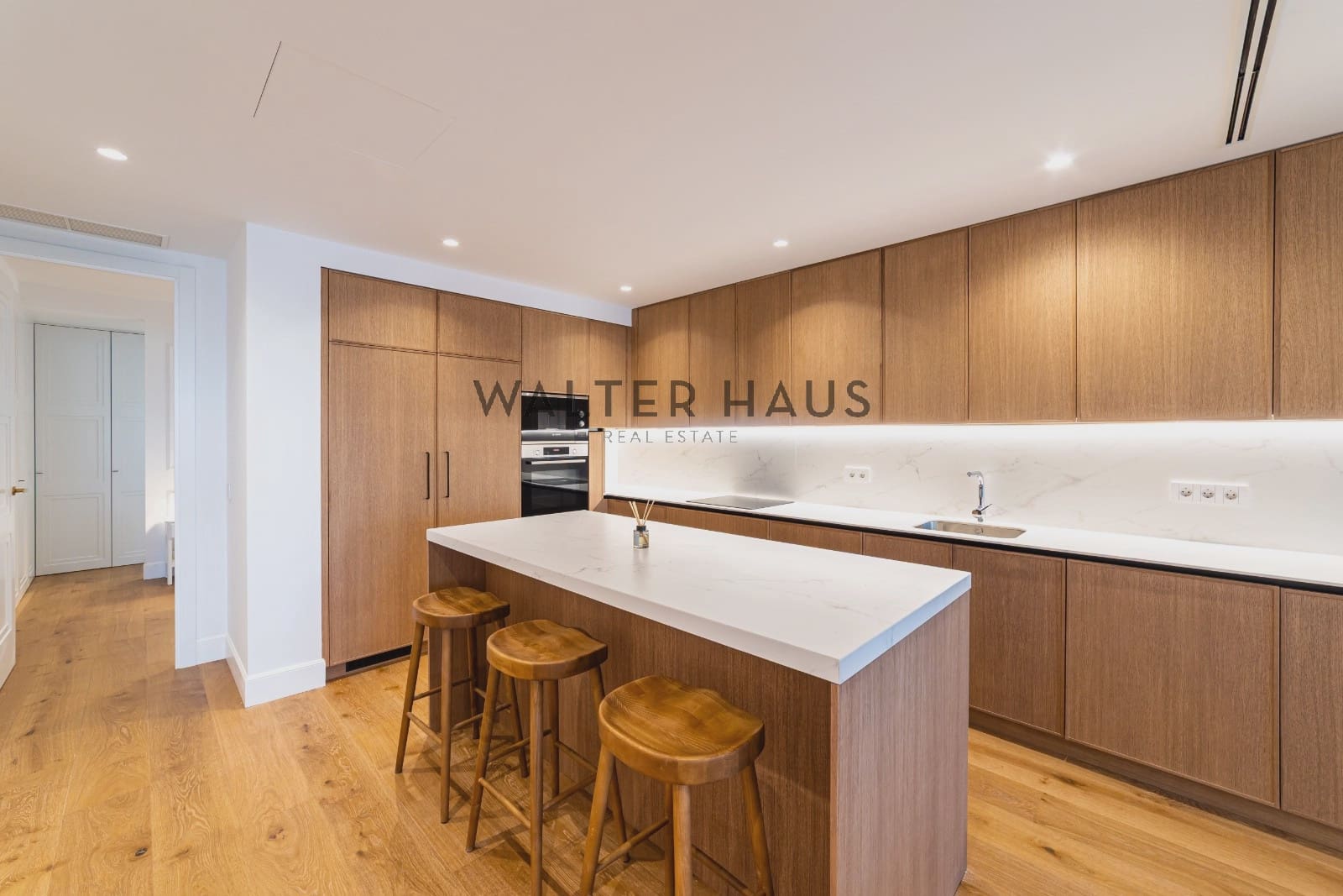 3 slaapkamer Flat te koop in Madrid stad - € 2.550.000 (Ref: 9451520)