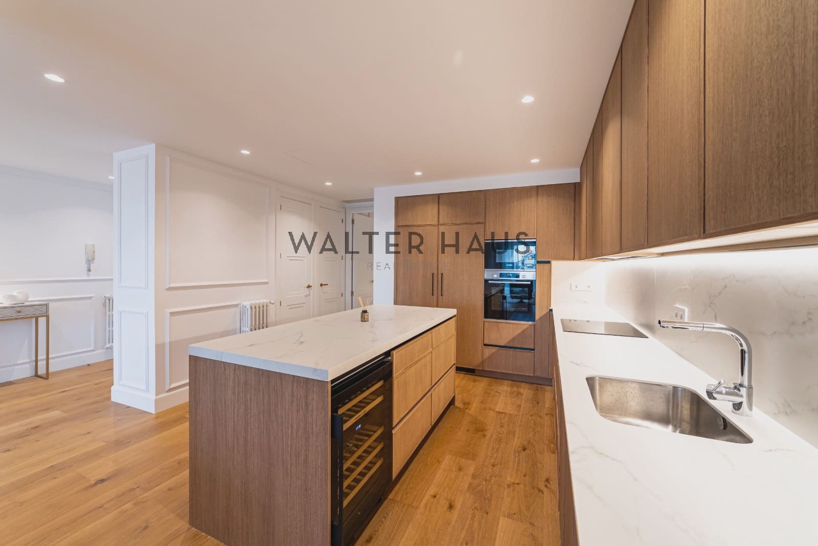 3 slaapkamer Flat te koop in Madrid stad - € 2.550.000 (Ref: 9451520)