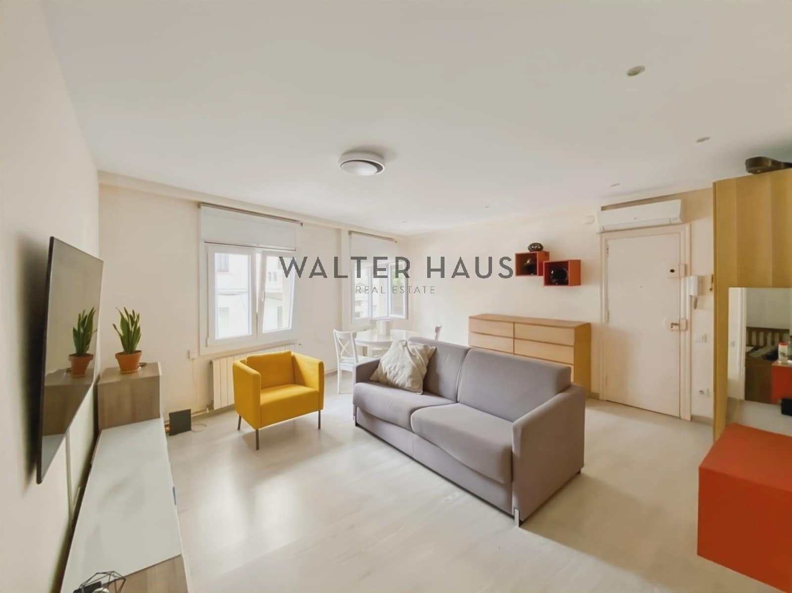 Piso de 2 habitaciones en Barcelona ciudad en alquiler - 1.600 € (Ref: 9453665)