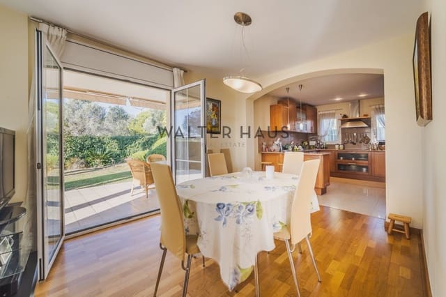 4 bedroom Villa for sale in Platja d'Aro, Castell-Platja d'Aro with pool - € 1,250,000 (Ref: 9454864)