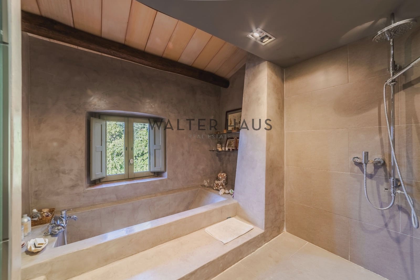 4 quarto Moradia para venda em Blanes com piscina - 920 000 € (Ref: 9460647)