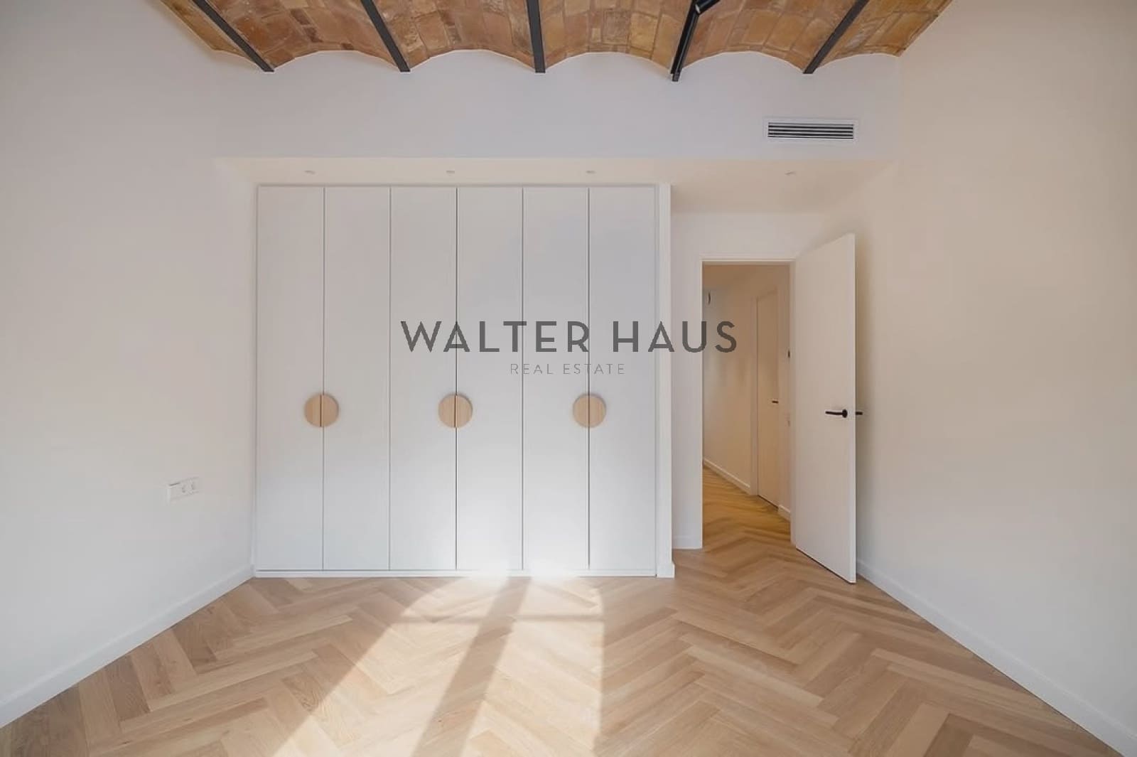 Piso de 4 habitaciones en Barcelona ciudad en venta - 2.195.000 € (Ref: 9462837)