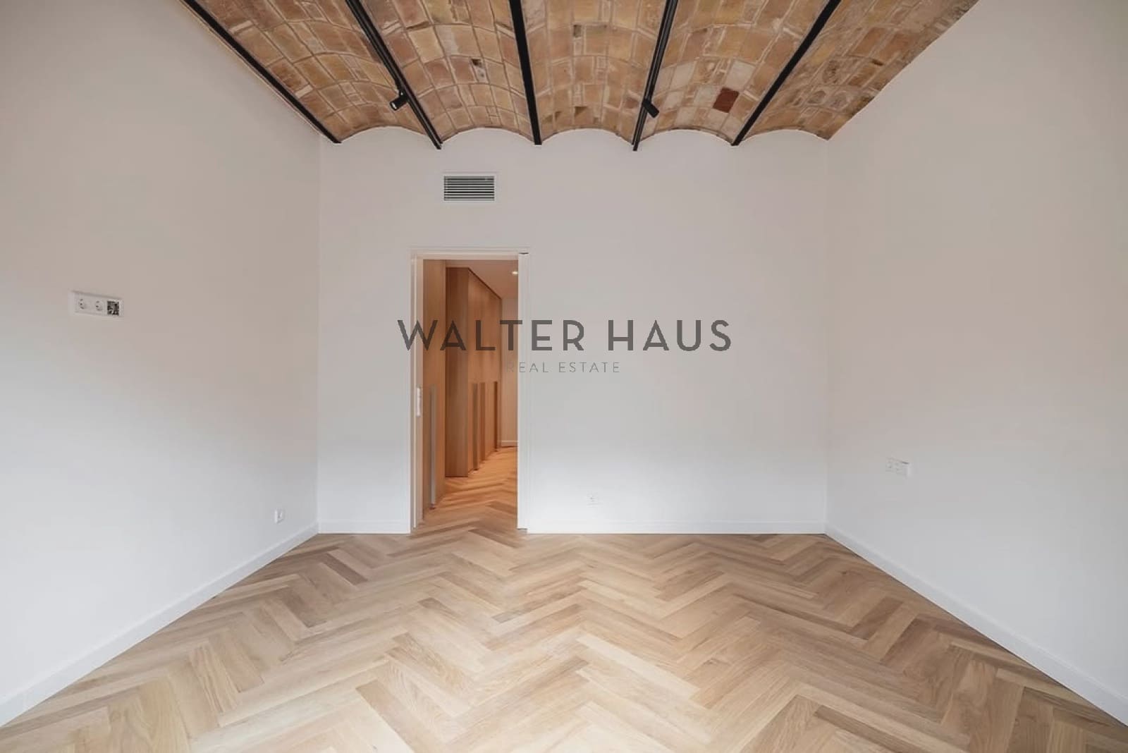 Piso de 4 habitaciones en Barcelona ciudad en venta - 2.195.000 € (Ref: 9462837)