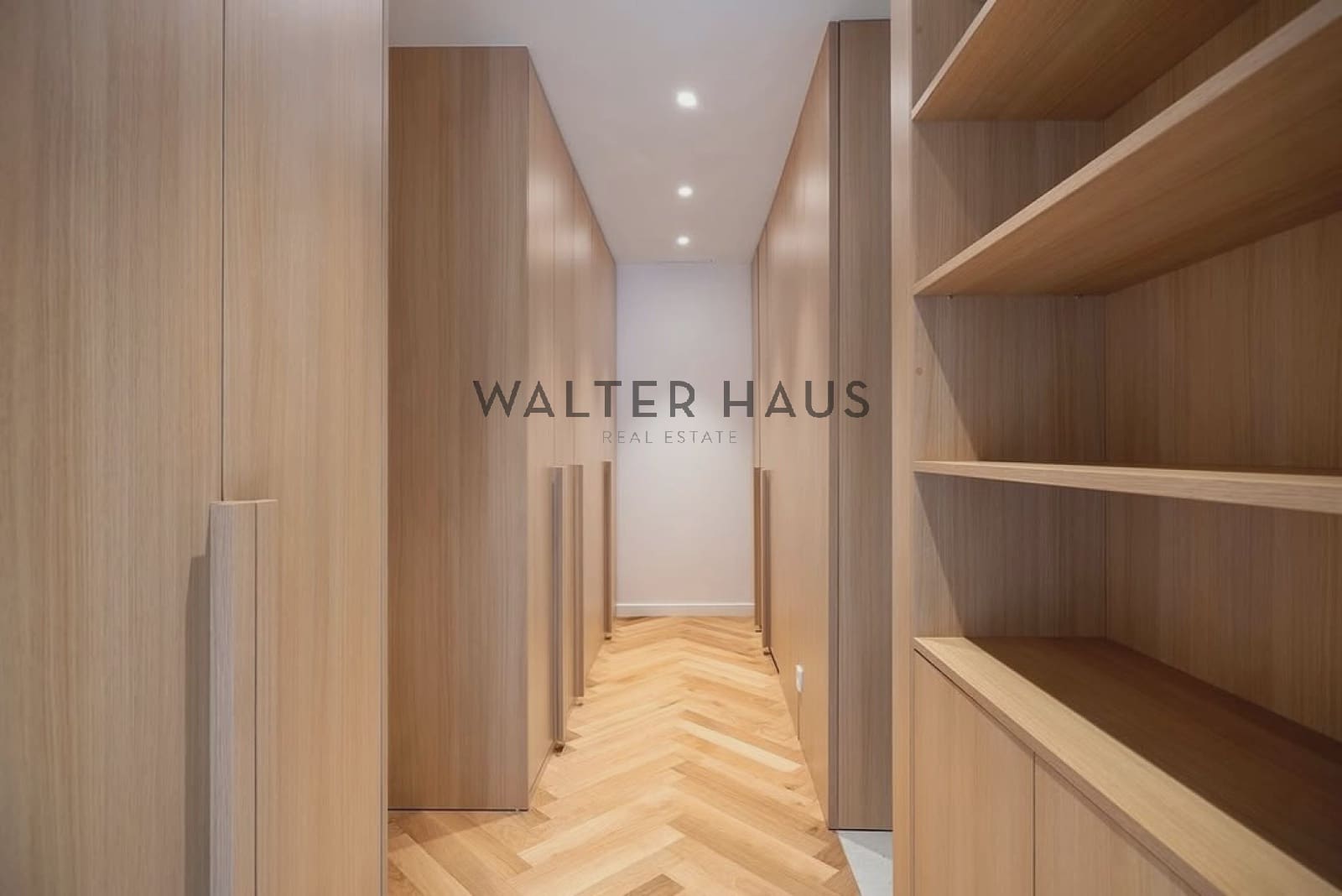 Piso de 4 habitaciones en Barcelona ciudad en venta - 2.195.000 € (Ref: 9462837)