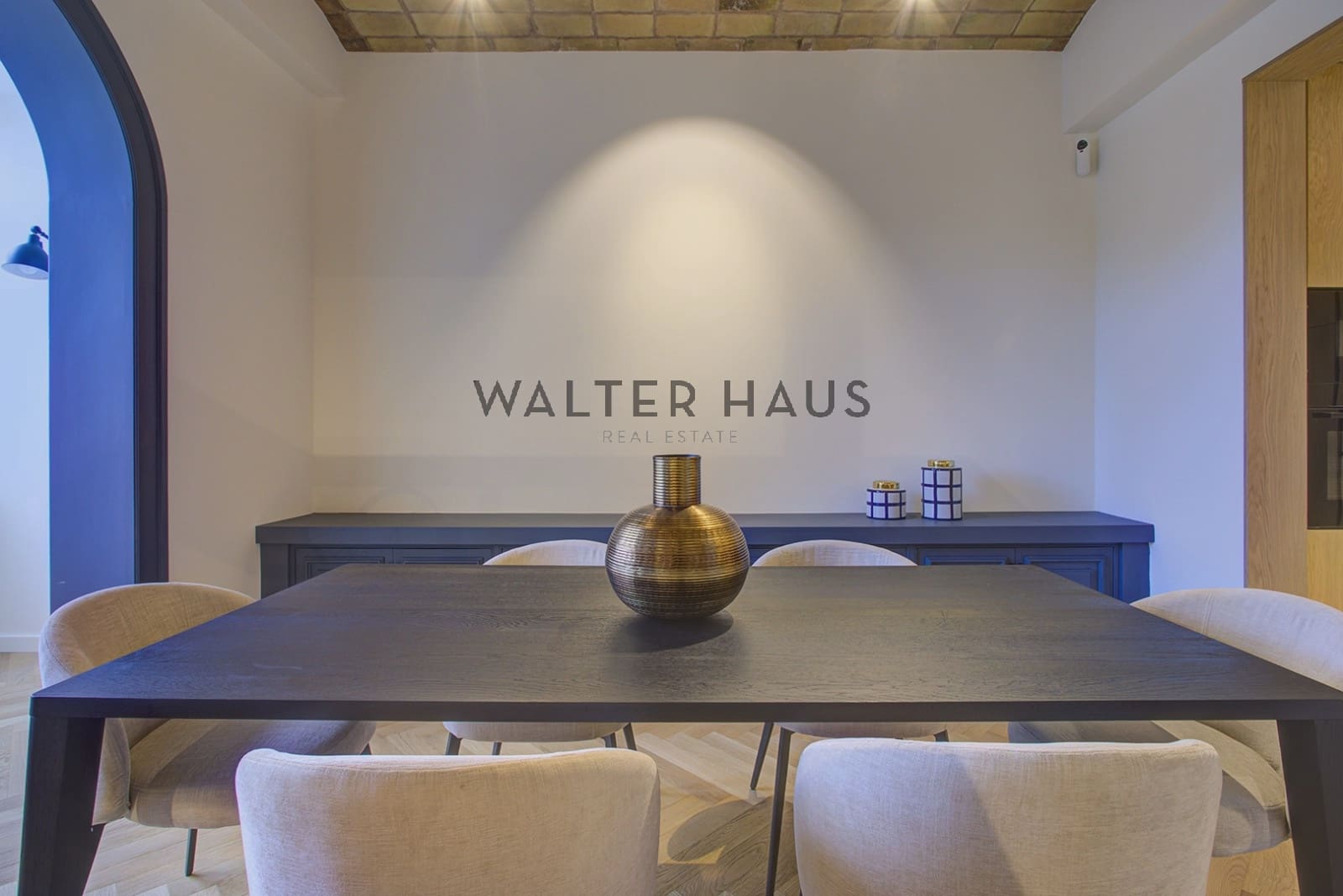 4 bedroom Flat for sale in Barcelona city - € 2,195,000 (Ref: 9462837)