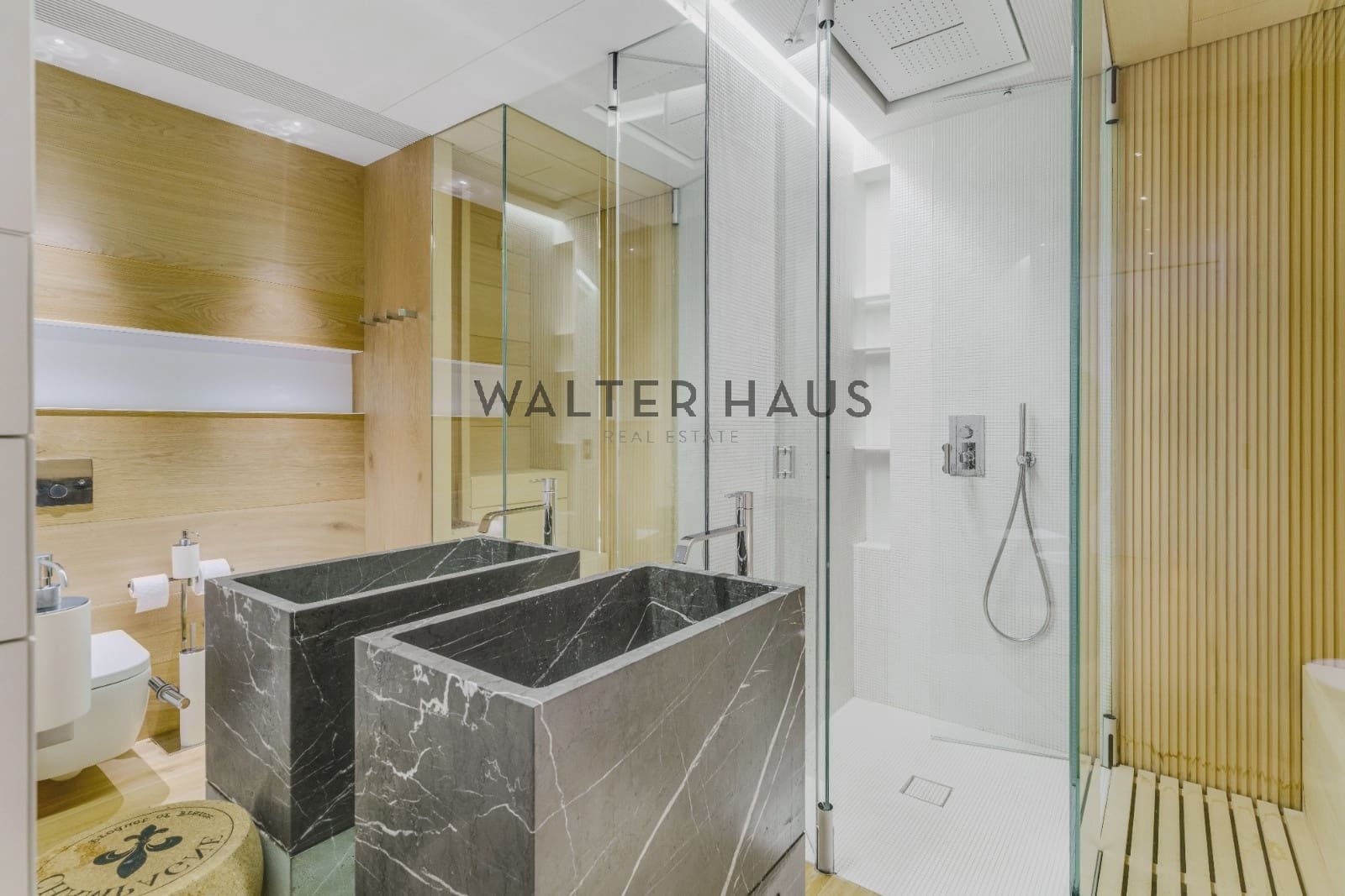 Piso de 4 habitaciones en Barcelona ciudad en venta con piscina - 4.000.000 € (Ref: 9468949)