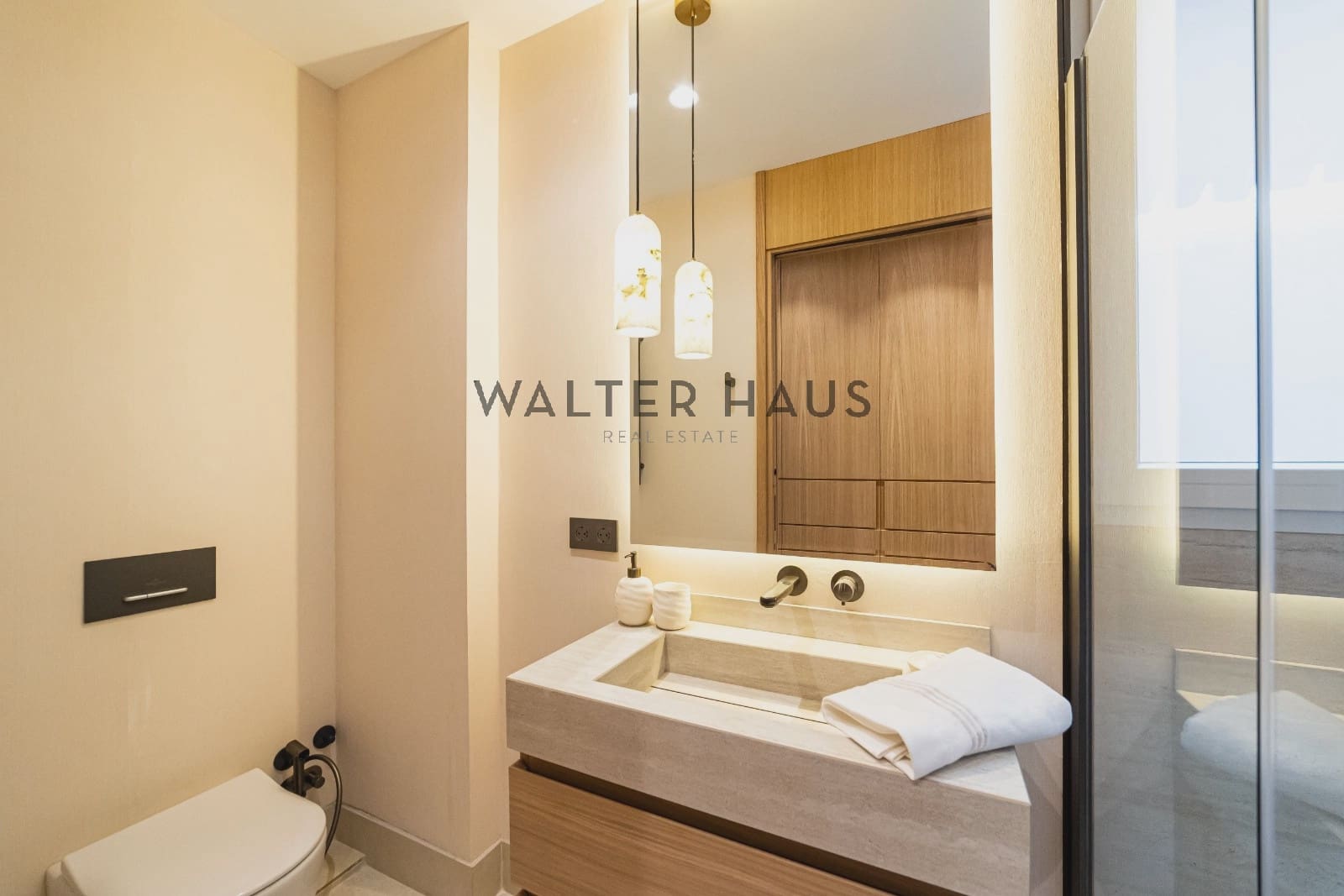 4 slaapkamer Flat te koop in Madrid stad - € 3.700.000 (Ref: 9469933)