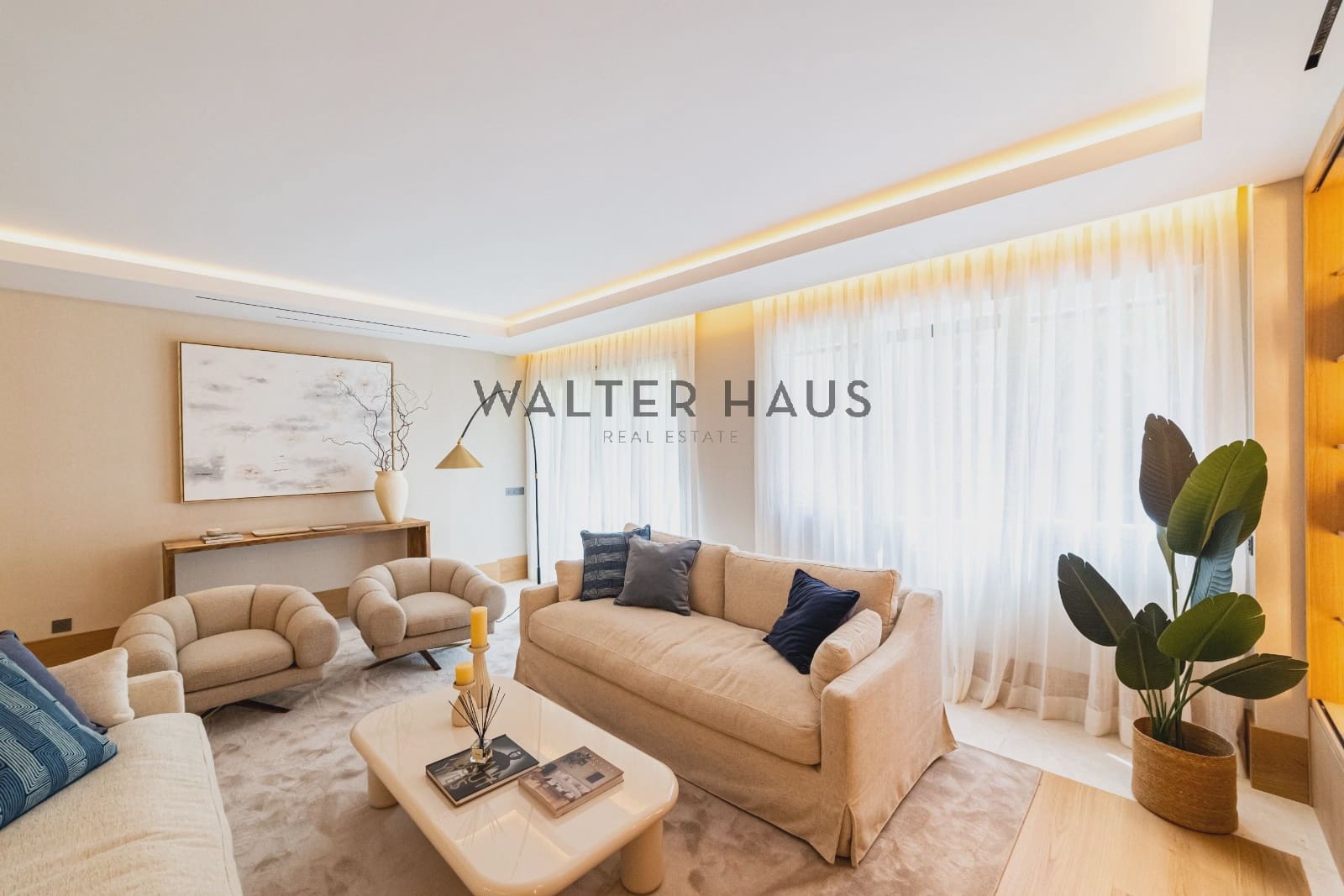 4 slaapkamer Flat te koop in Madrid stad - € 3.700.000 (Ref: 9469933)
