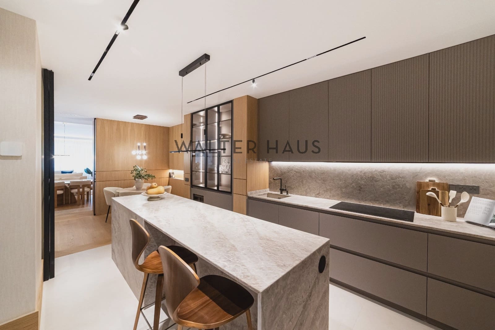 4 slaapkamer Flat te koop in Madrid stad - € 3.700.000 (Ref: 9469933)
