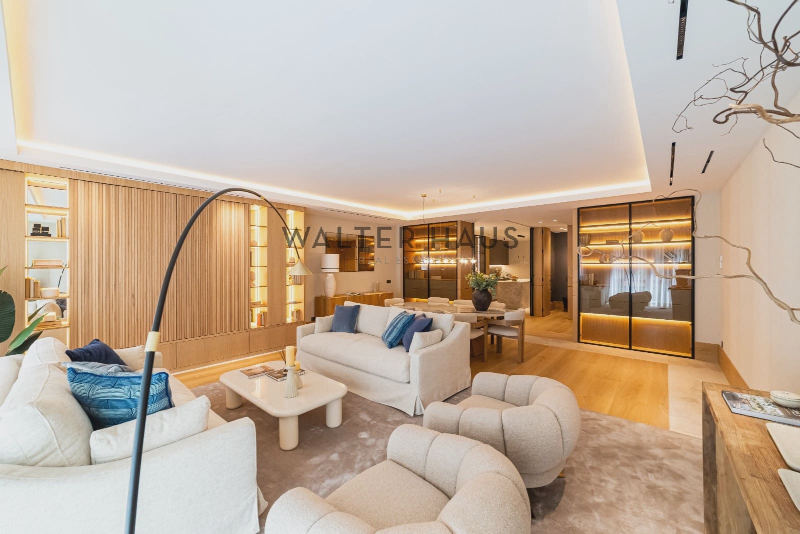 4 slaapkamer Flat te koop in Madrid stad - € 3.700.000 (Ref: 9469933)