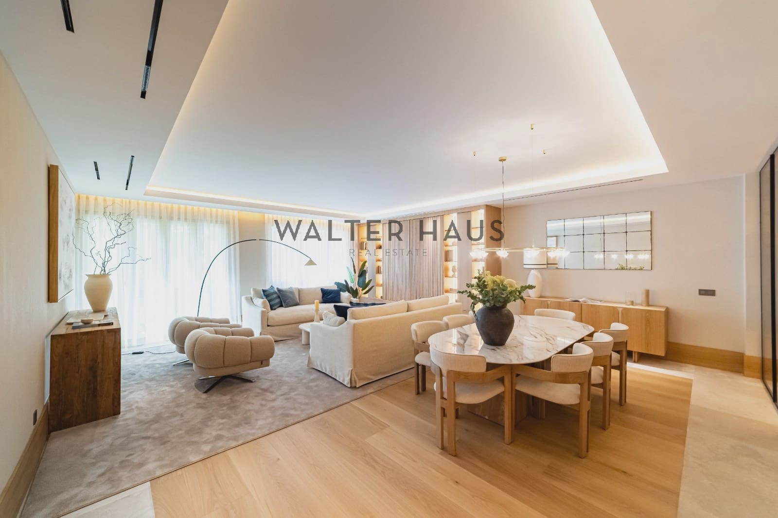 4 slaapkamer Flat te koop in Madrid stad - € 3.700.000 (Ref: 9469933)