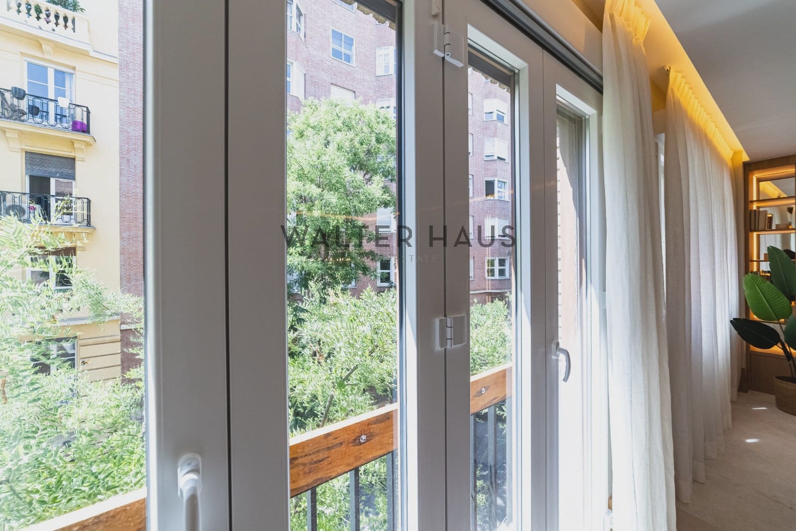 4 slaapkamer Flat te koop in Madrid stad - € 3.700.000 (Ref: 9469933)