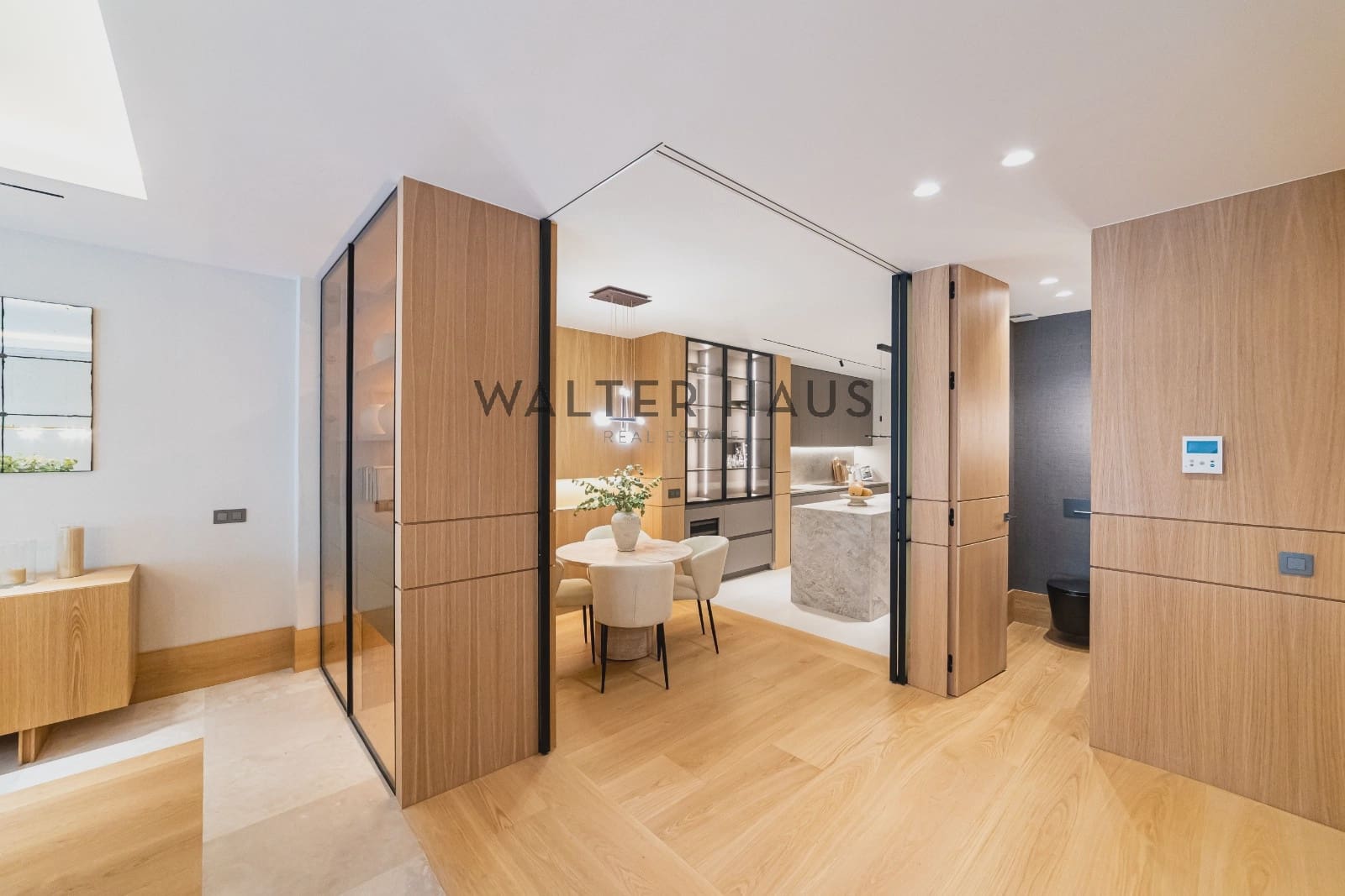 4 slaapkamer Flat te koop in Madrid stad - € 3.700.000 (Ref: 9469933)