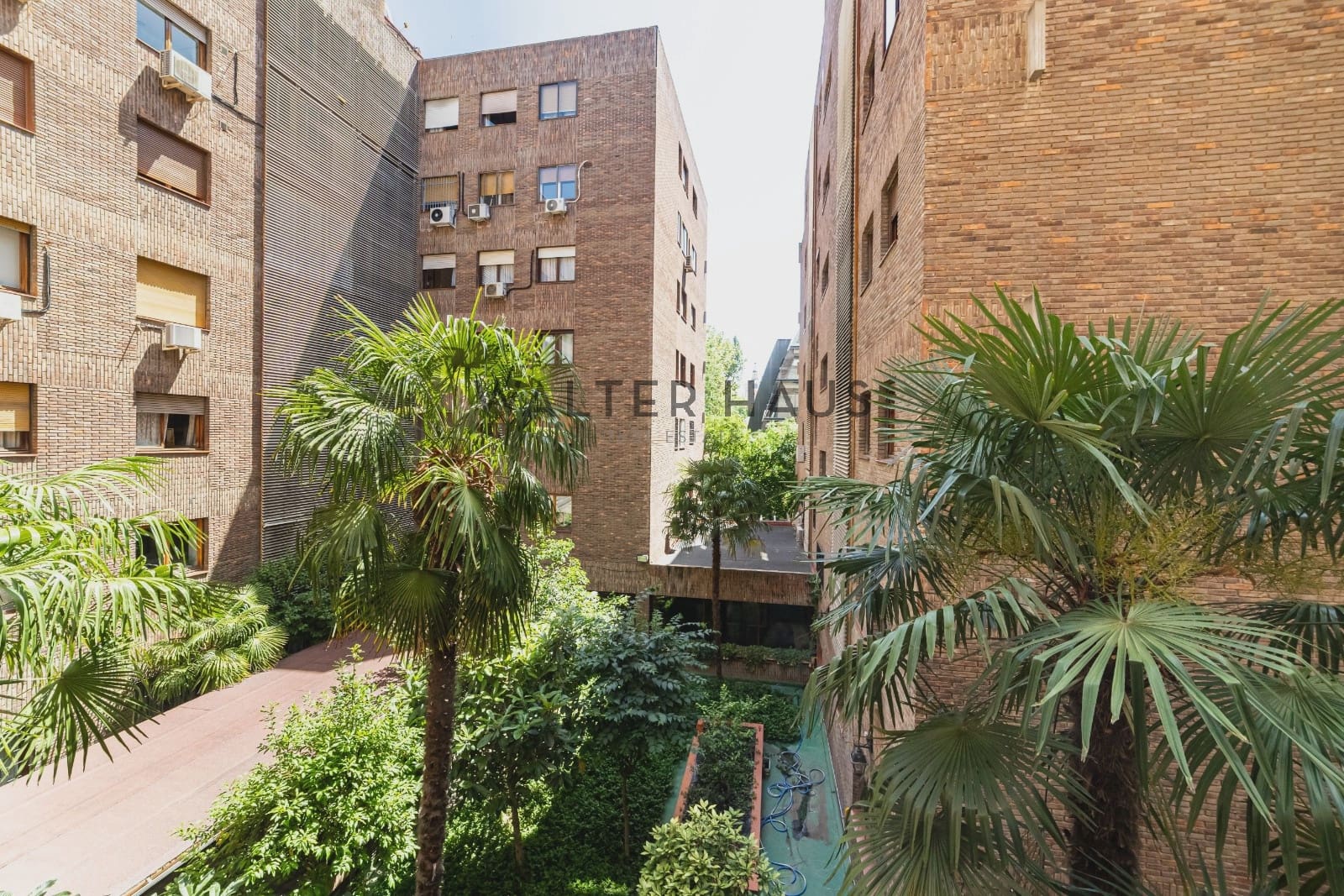 4 slaapkamer Flat te koop in Madrid stad - € 3.700.000 (Ref: 9469933)
