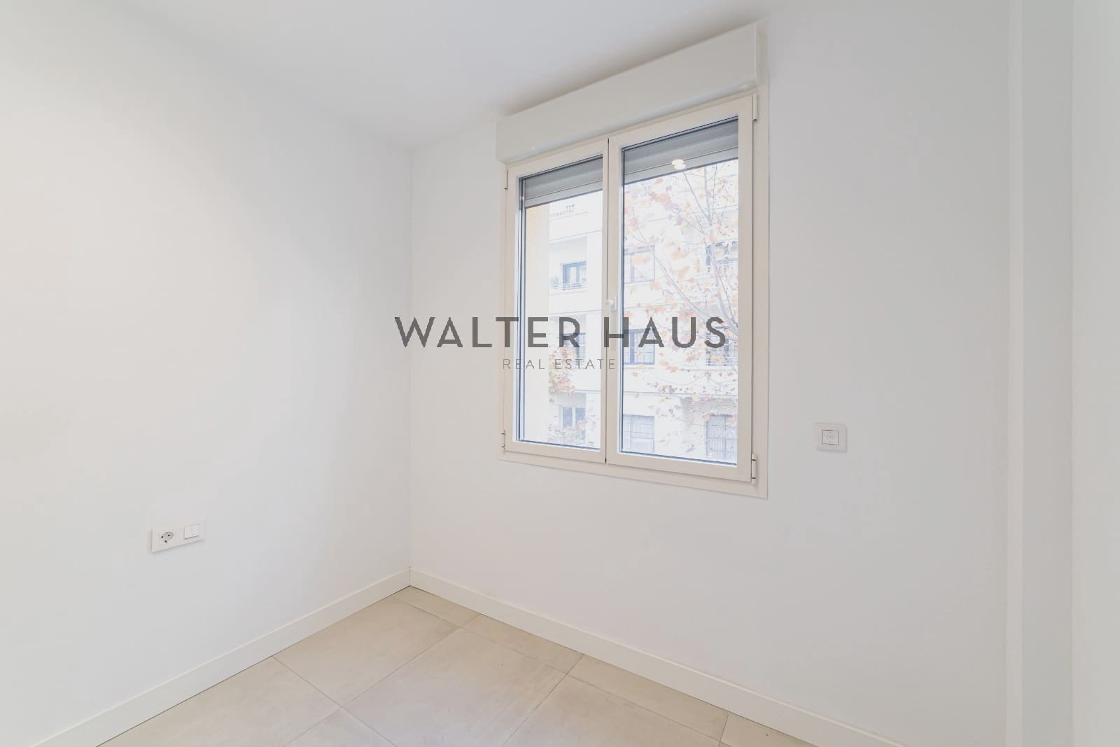 5 bedroom Flat for sale in Madrid city - € 3,600,000 (Ref: 9470038)