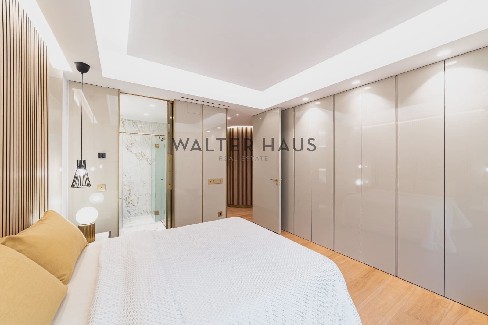 5 bedroom Flat for sale in Madrid city - € 3,600,000 (Ref: 9470038)