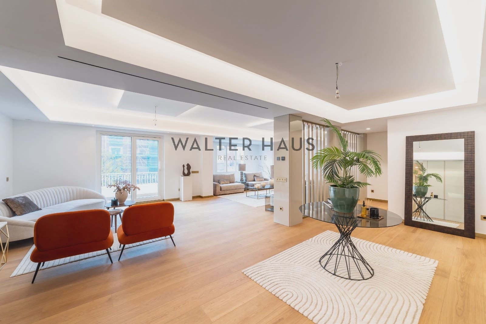 5 bedroom Flat for sale in Madrid city - € 3,600,000 (Ref: 9470038)