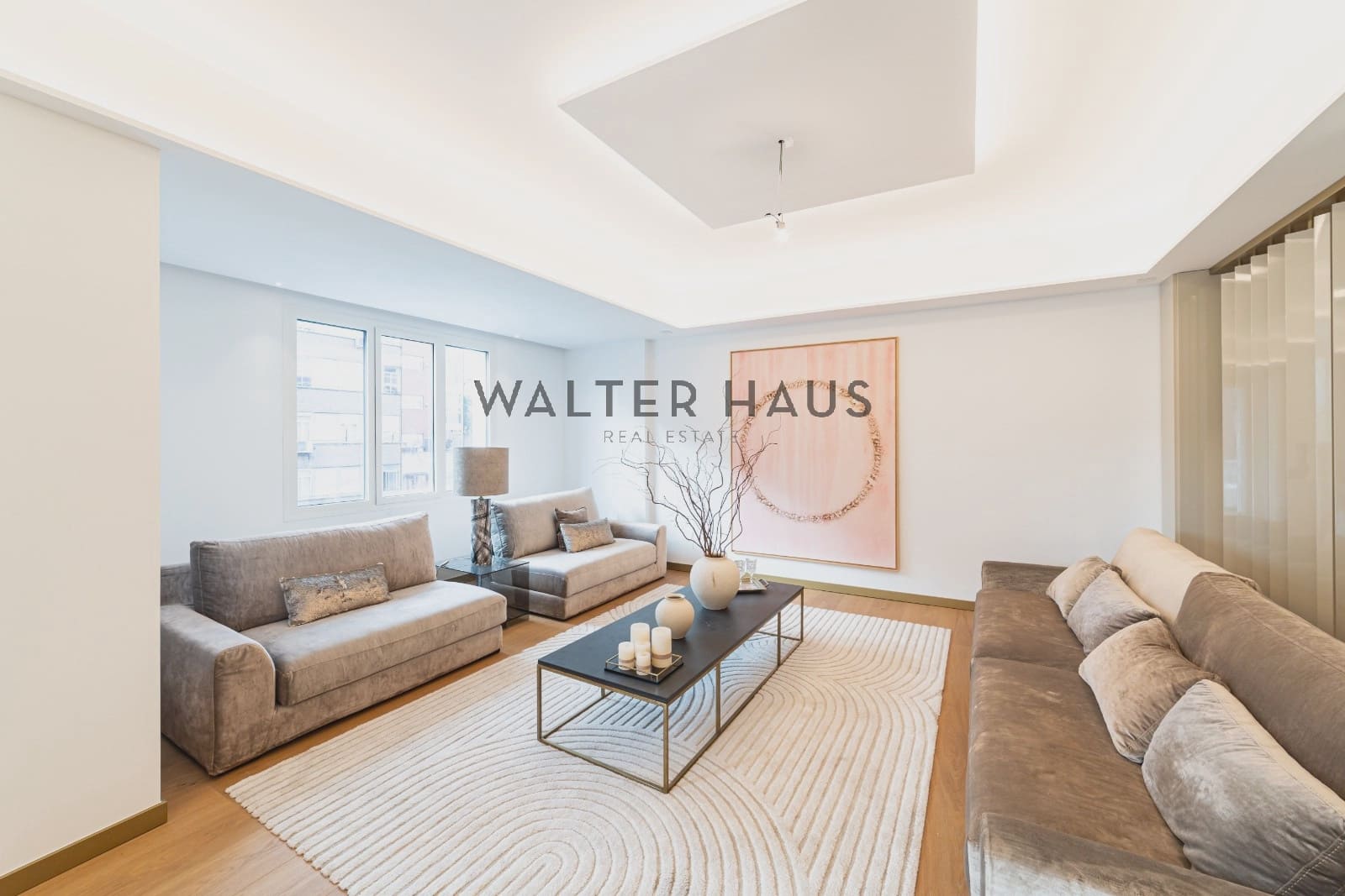 5 bedroom Flat for sale in Madrid city - € 3,600,000 (Ref: 9470038)