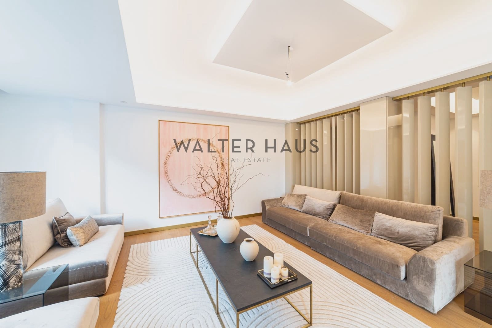 5 bedroom Flat for sale in Madrid city - € 3,600,000 (Ref: 9470038)