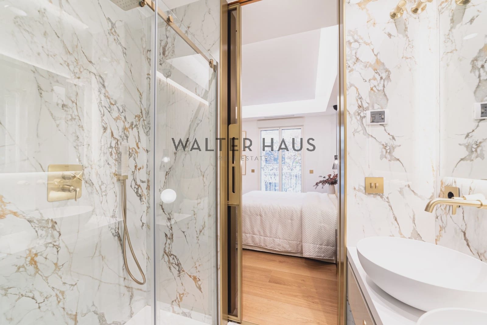 5 bedroom Flat for sale in Madrid city - € 3,600,000 (Ref: 9470038)