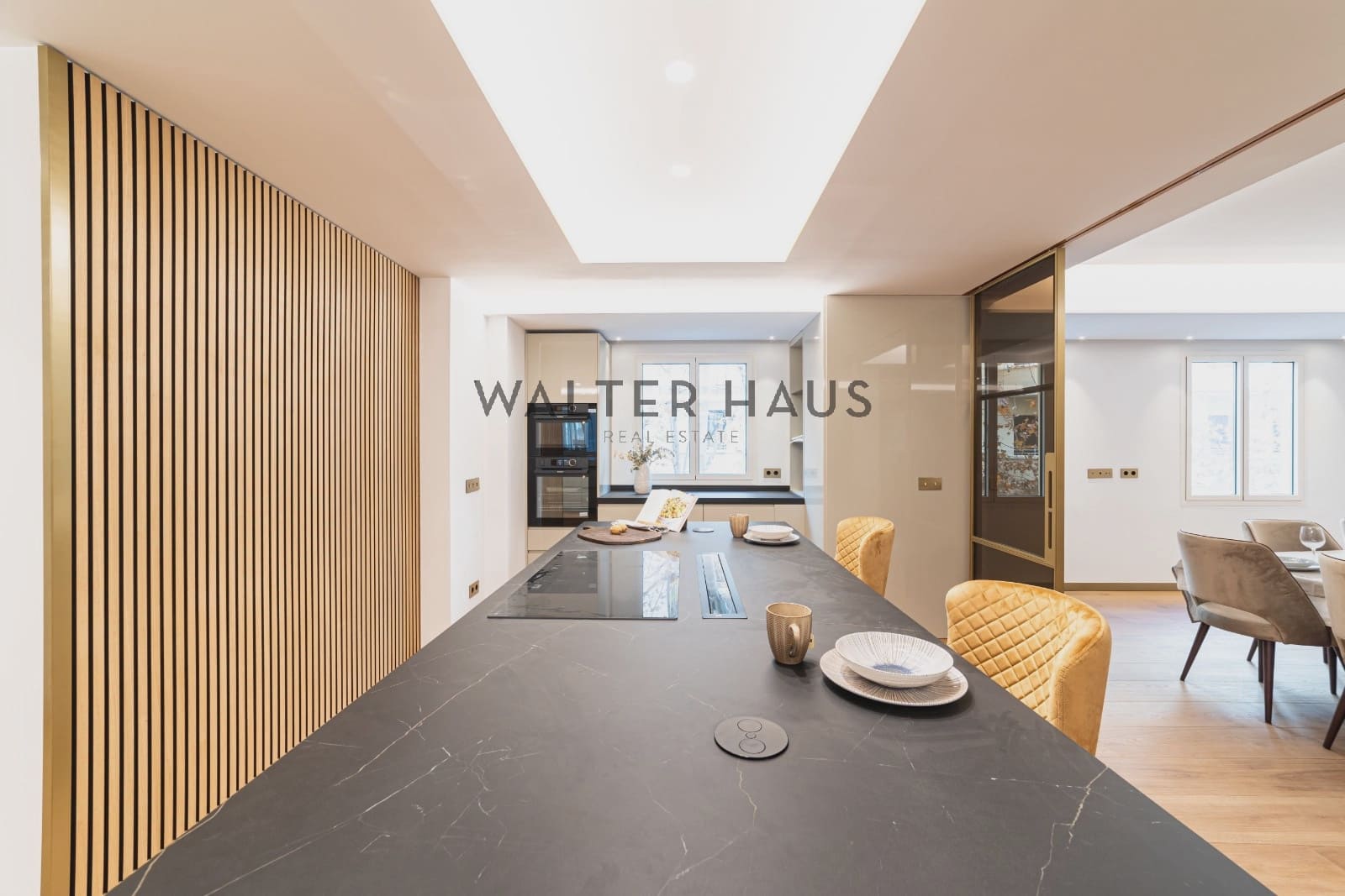 5 bedroom Flat for sale in Madrid city - € 3,600,000 (Ref: 9470038)