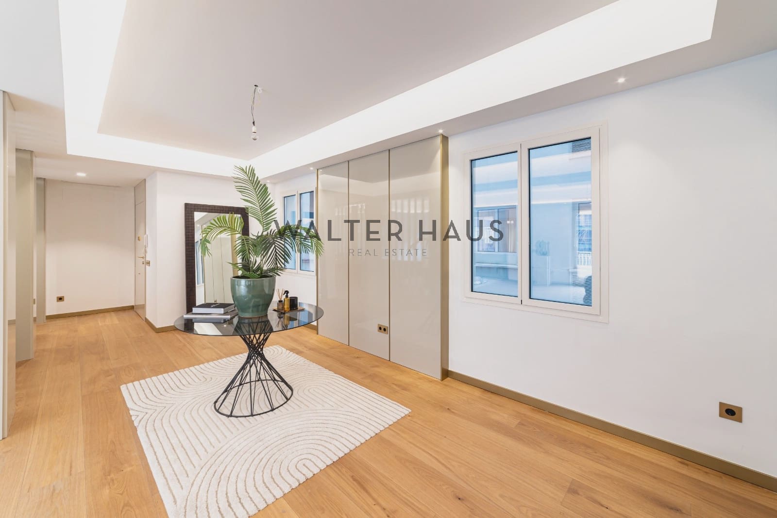 5 bedroom Flat for sale in Madrid city - € 3,600,000 (Ref: 9470038)