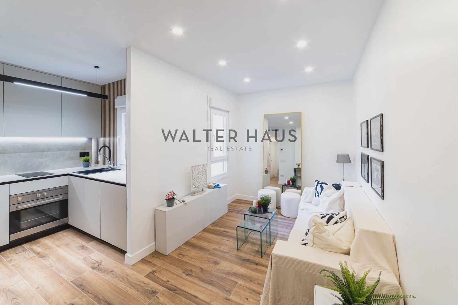 2 soverom Leilighet til salgs i Madrid by - € 570 000 (Ref: 9471753)