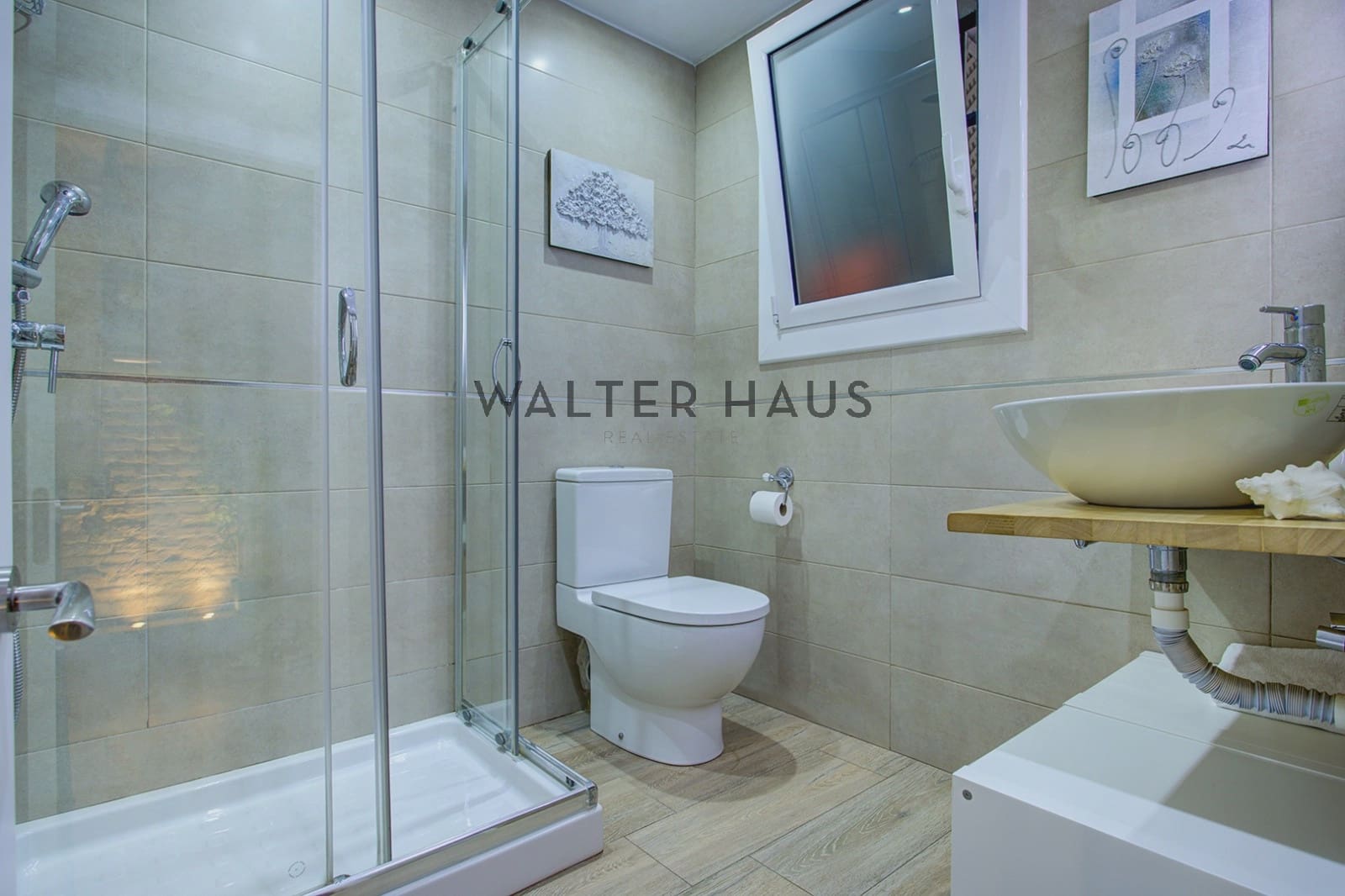 4 bedroom Apartment for sale in Barcelona city - € 949,000 (Ref: 9481444)