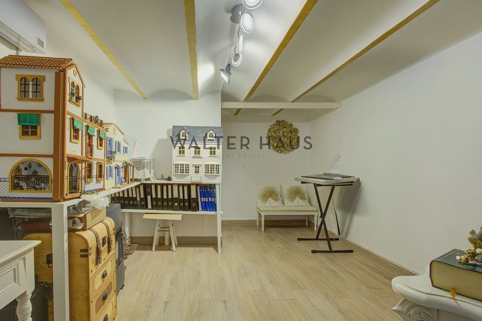 4 bedroom Apartment for sale in Barcelona city - € 949,000 (Ref: 9481444)