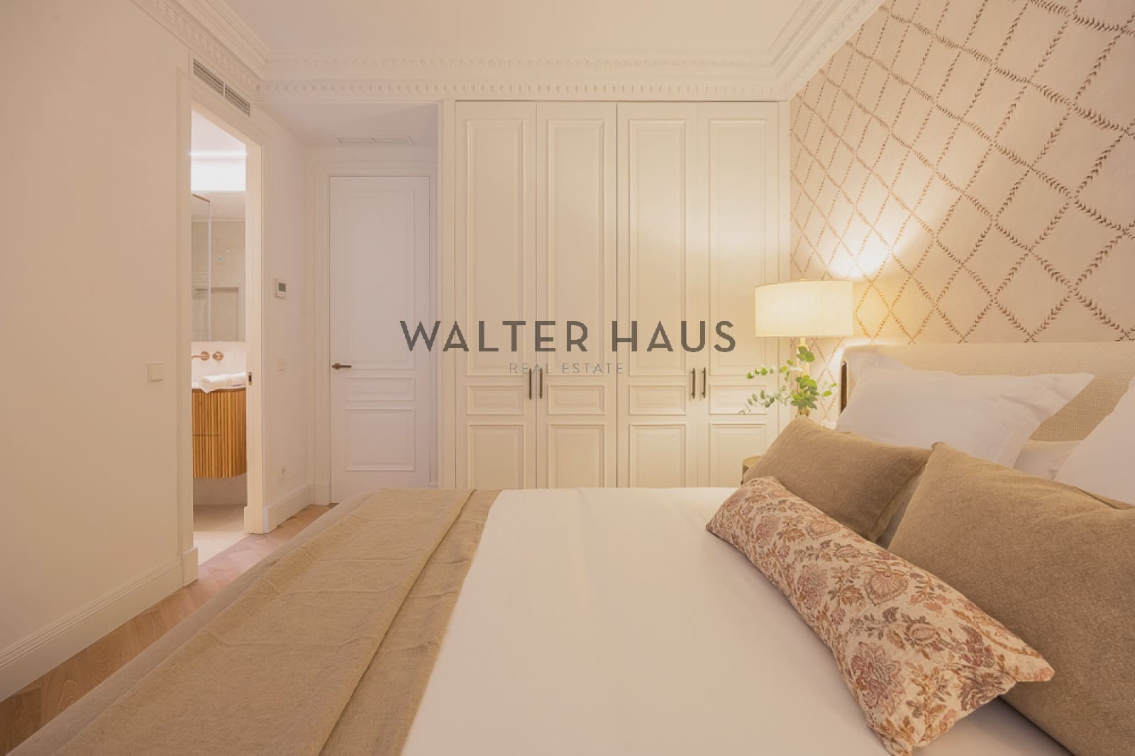 4 bedroom Flat for sale in Madrid city - € 3,800,000 (Ref: 9490899)