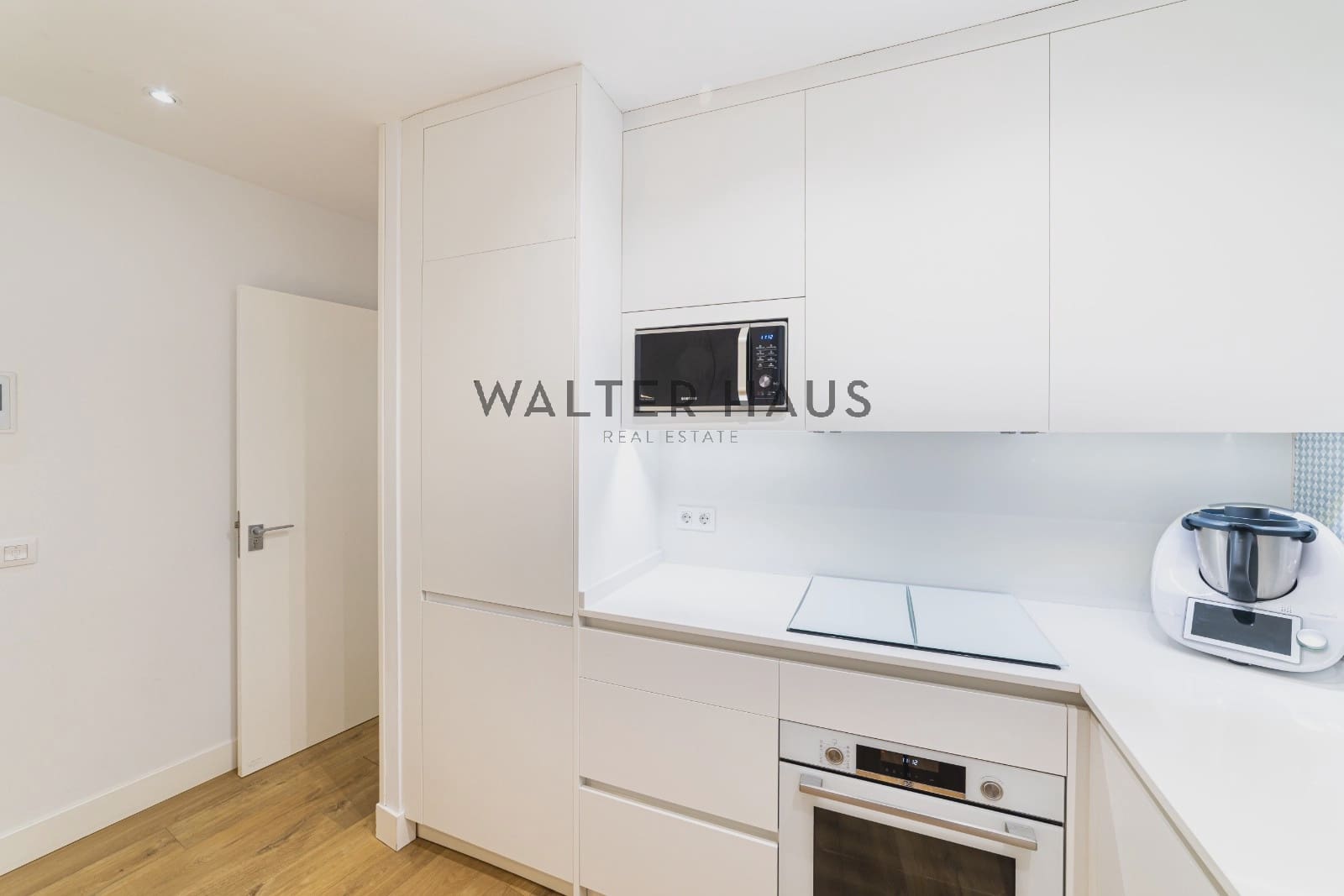 4 bedroom Flat for sale in Madrid city - € 1,225,000 (Ref: 9491669)