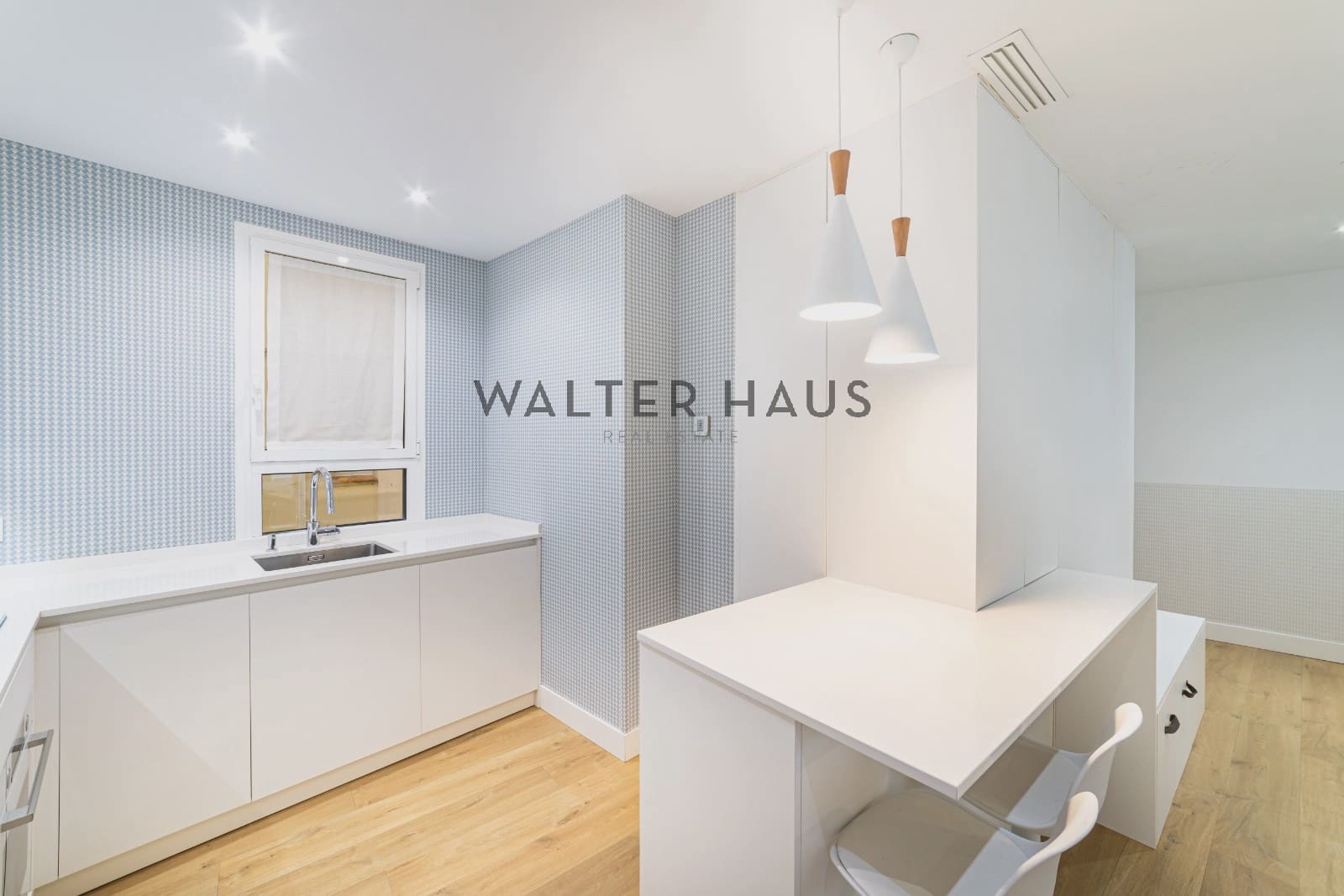 4 bedroom Flat for sale in Madrid city - € 1,225,000 (Ref: 9491669)