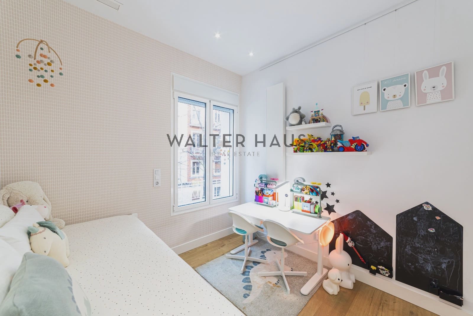 4 bedroom Flat for sale in Madrid city - € 1,225,000 (Ref: 9491669)