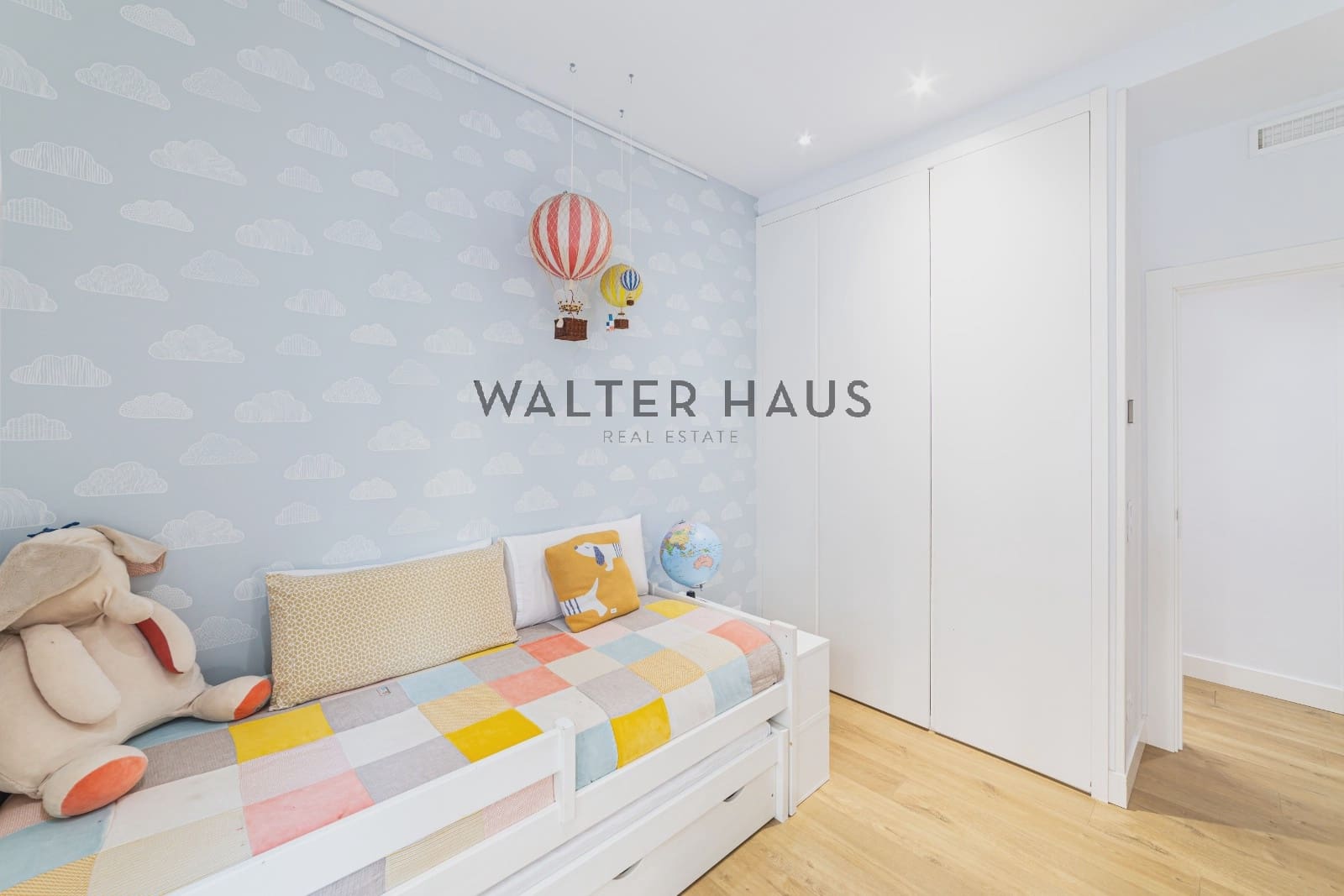 4 bedroom Flat for sale in Madrid city - € 1,225,000 (Ref: 9491669)