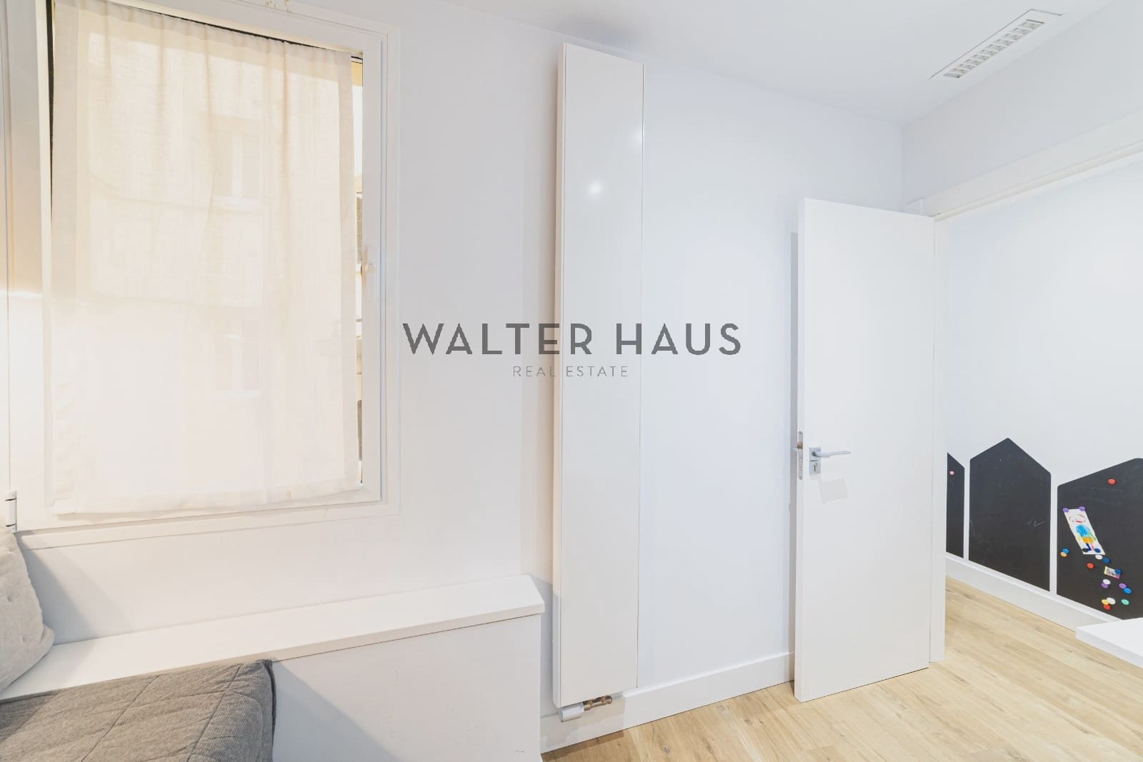 4 bedroom Flat for sale in Madrid city - € 1,225,000 (Ref: 9491669)