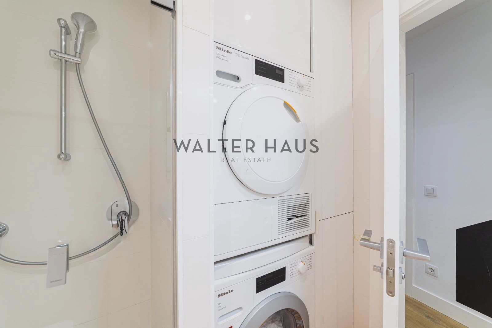 4 bedroom Flat for sale in Madrid city - € 1,225,000 (Ref: 9491669)