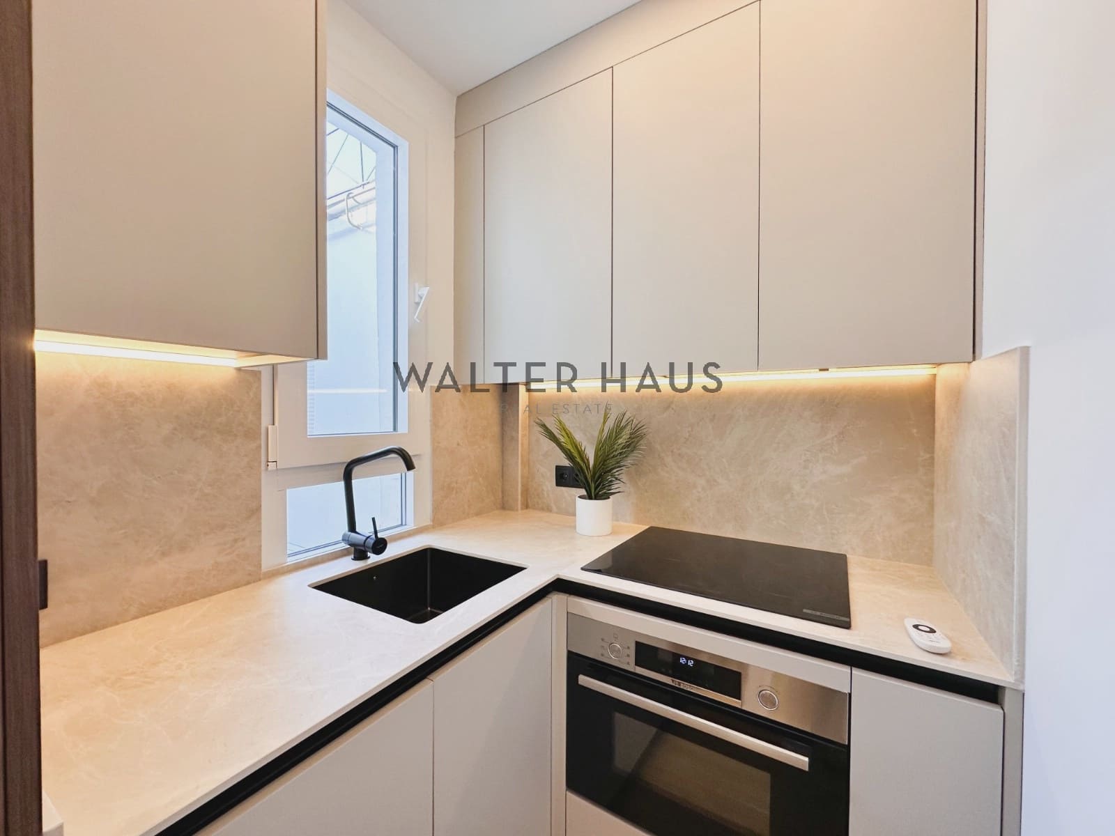 2 sypialnia Mieszkanie na sprzedaż w Miasto Madryt - 850 000 € (Ref: 9495307)