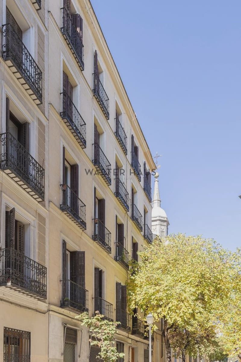2 bedroom Flat for sale in Madrid city - € 1,990,000 (Ref: 9495308)