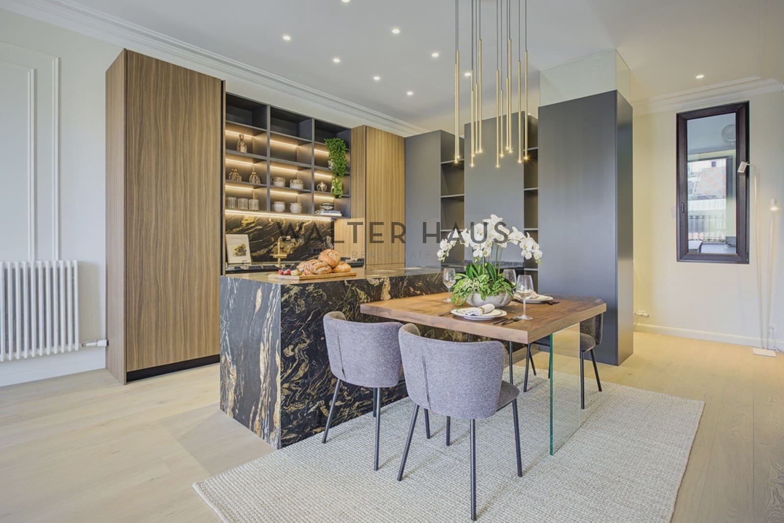 2 bedroom Flat for sale in Barcelona city with pool - € 1,150,000 (Ref: 9500400)