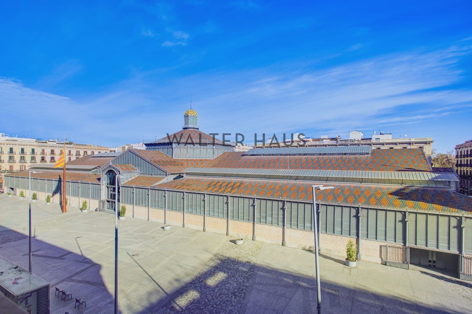 2 bedroom Flat for sale in Barcelona city with pool - € 1,150,000 (Ref: 9500400)