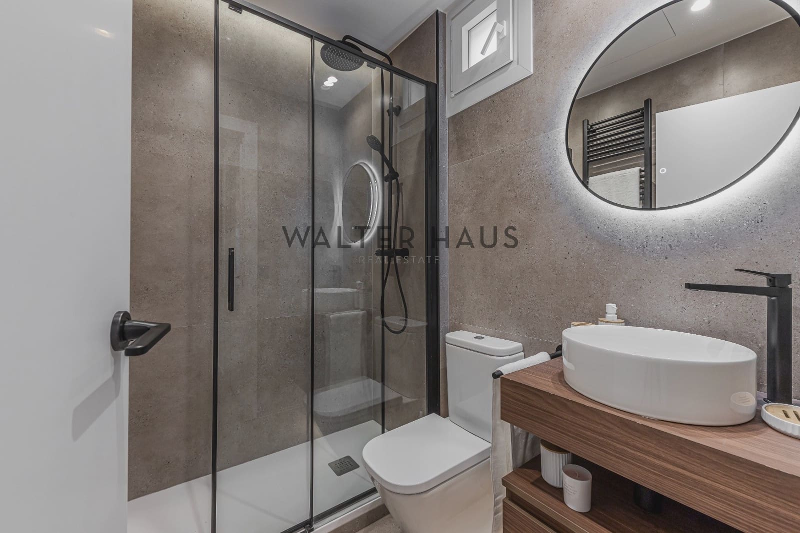 2 quarto Apartamento para venda em Madrid cidade - 1 100 000 € (Ref: 9502944)