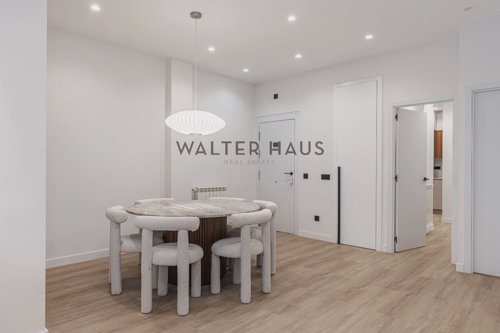 2 quarto Apartamento para venda em Madrid cidade - 1 100 000 € (Ref: 9502944)