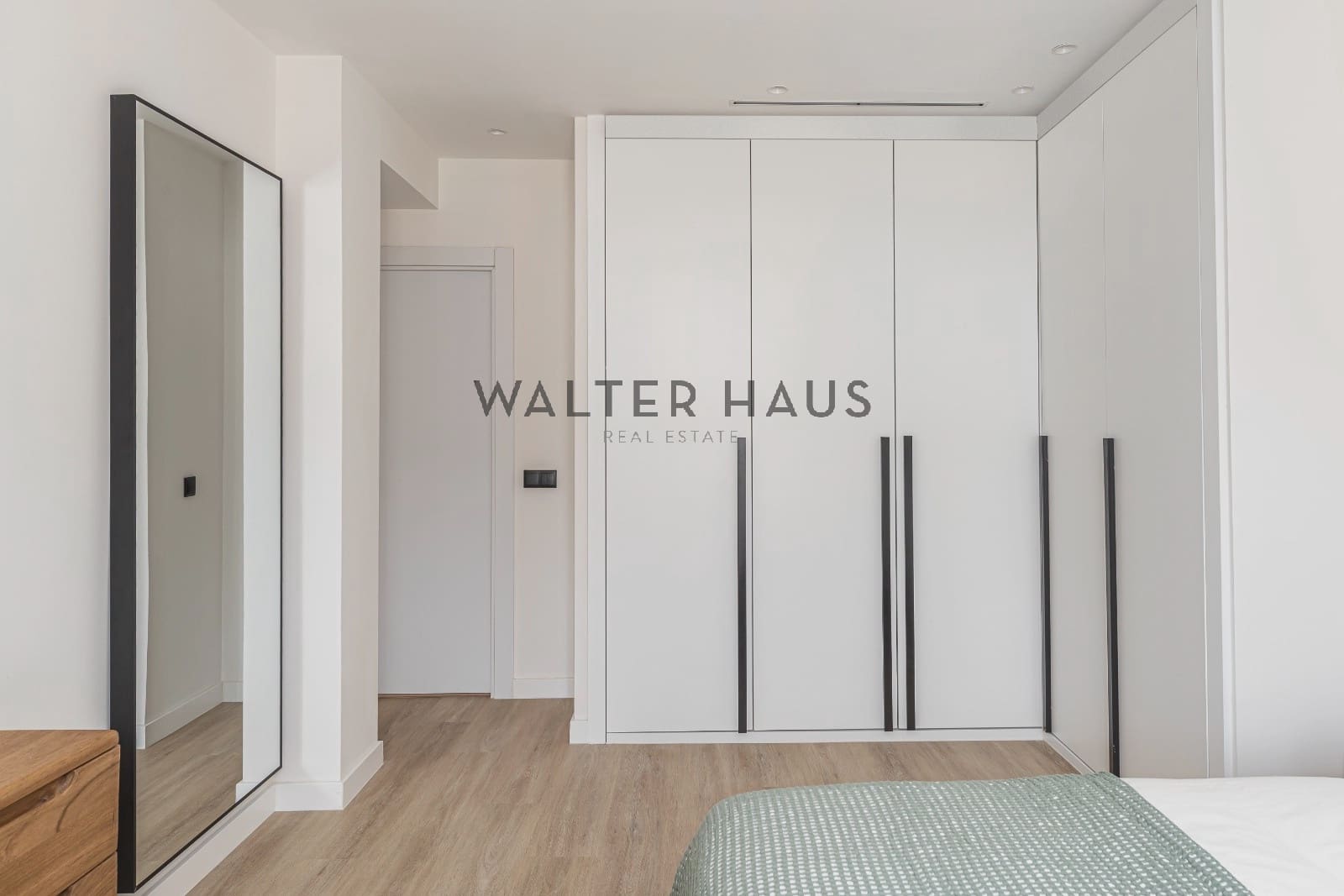 2 quarto Apartamento para venda em Madrid cidade - 1 100 000 € (Ref: 9502944)