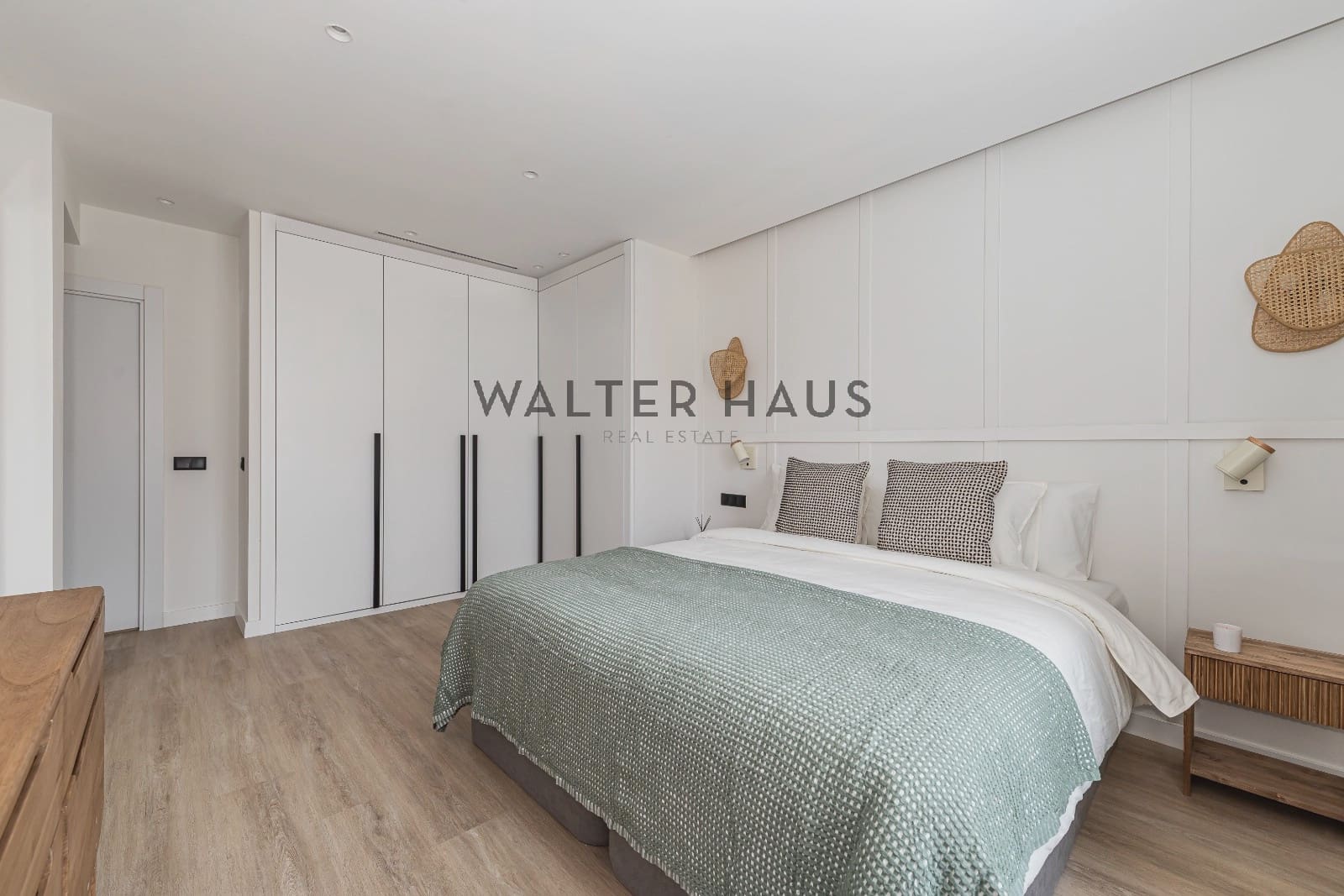 2 quarto Apartamento para venda em Madrid cidade - 1 100 000 € (Ref: 9502944)